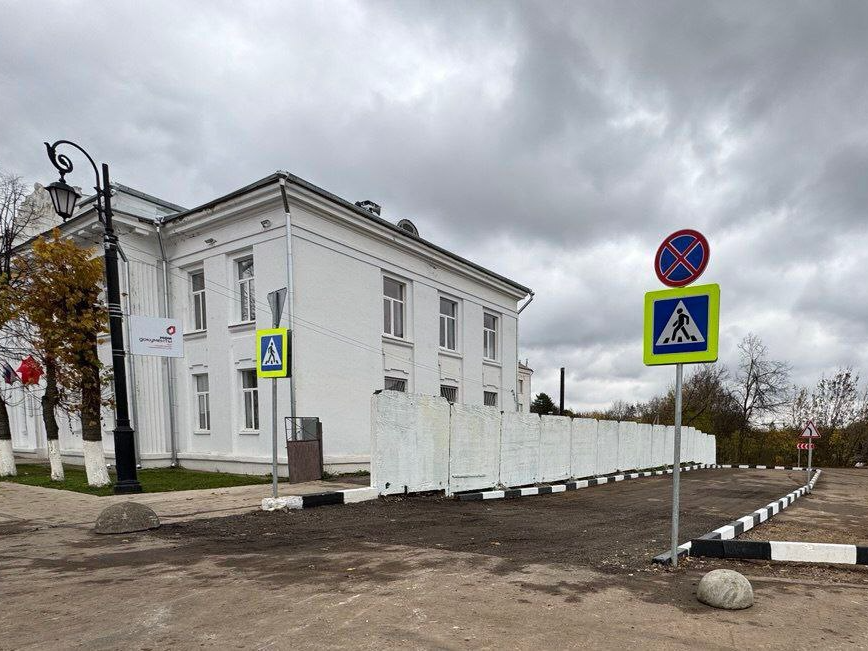 В Верее открыли новый подъездной путь к парковке
