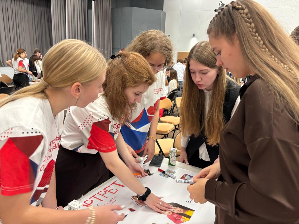 Четыре волонтера из Ленинского борются за звание лучших в Подмосковье: детали конкурса