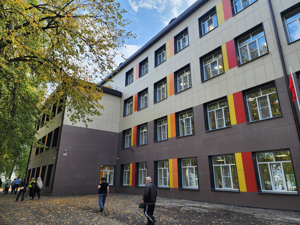 Робот «Дактик» из Электростали поможет глухонемым освоить жестовый язык