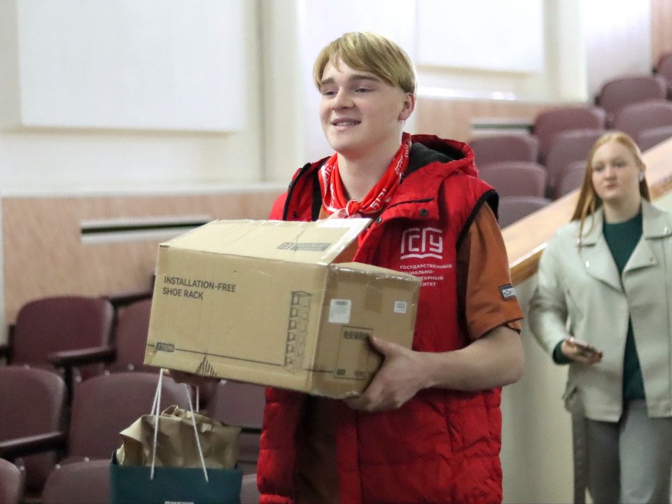 Коломенские студенты на один день отказались от бумаги