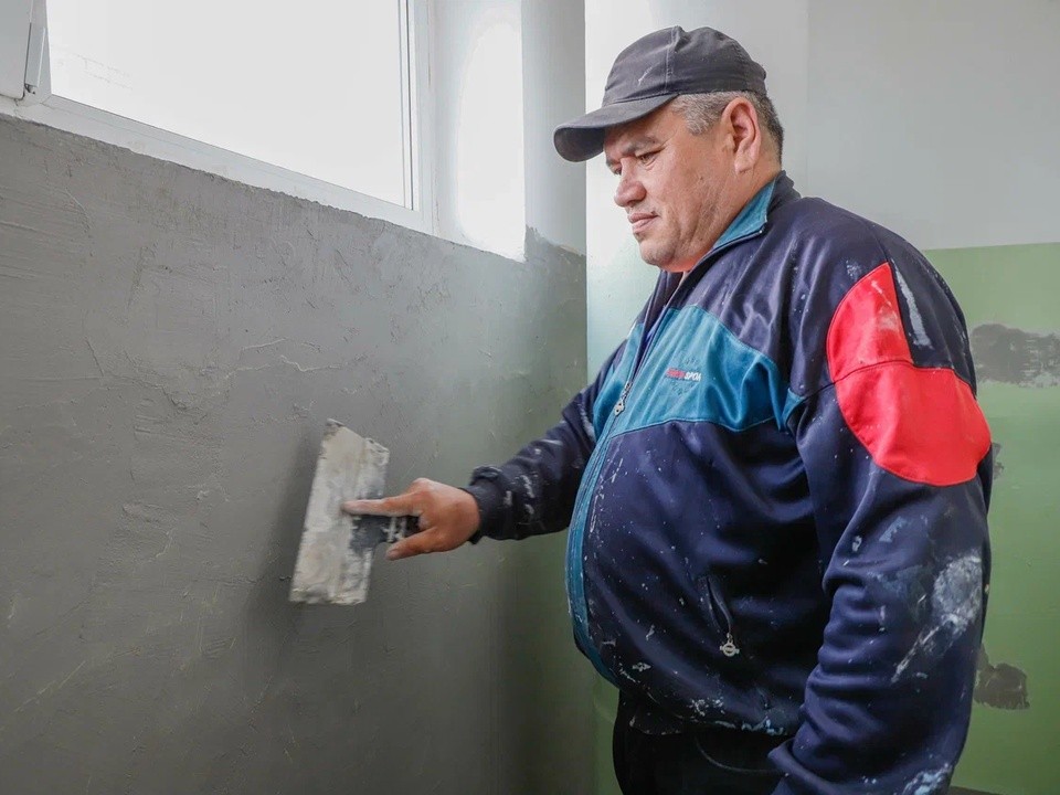 Ремонт подъездов в Чехове: работы идут в домах на улицах Маркова и Гагарина