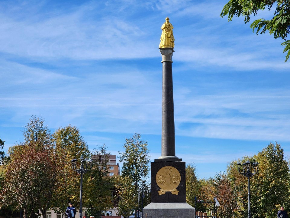 Ленин блестит, Екатерина улыбается: когда жители Ногинска увидят преобразившиеся памятники в сквере Бугрова