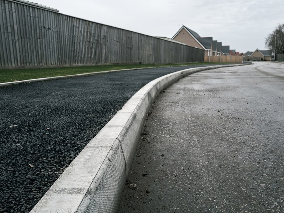 В Серпухове обновили 43 пешеходные коммуникации