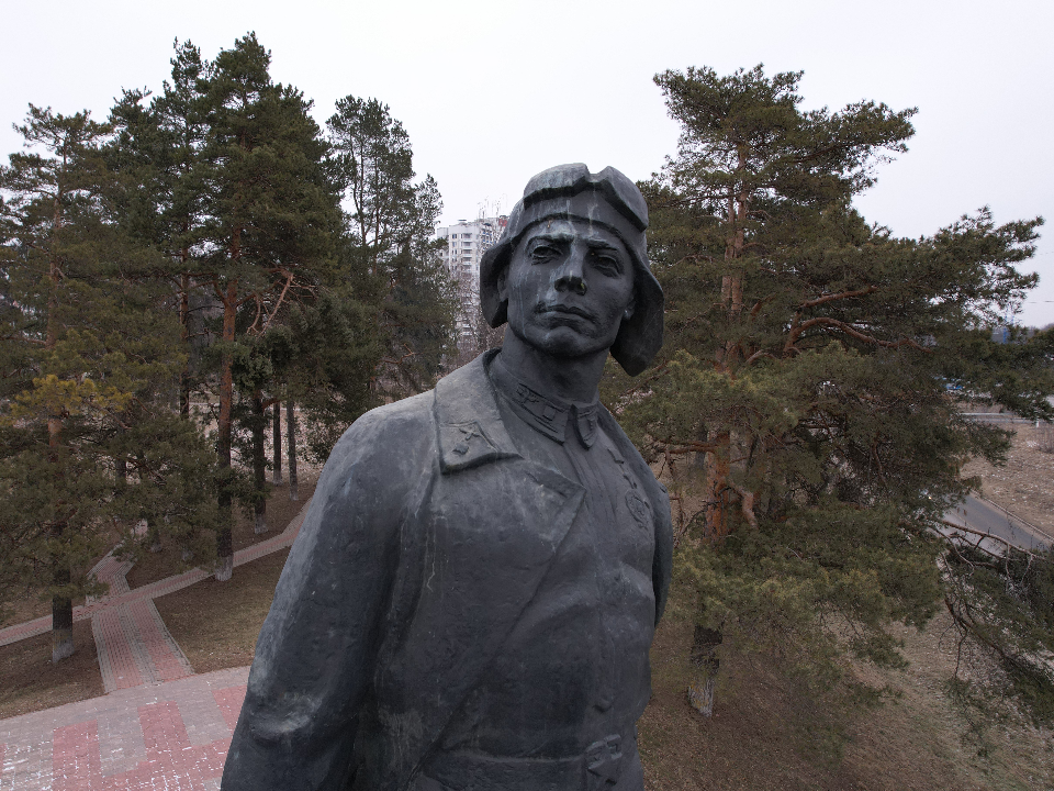 В Подольске вспоминают подвиг летчика Виктора Талалихина