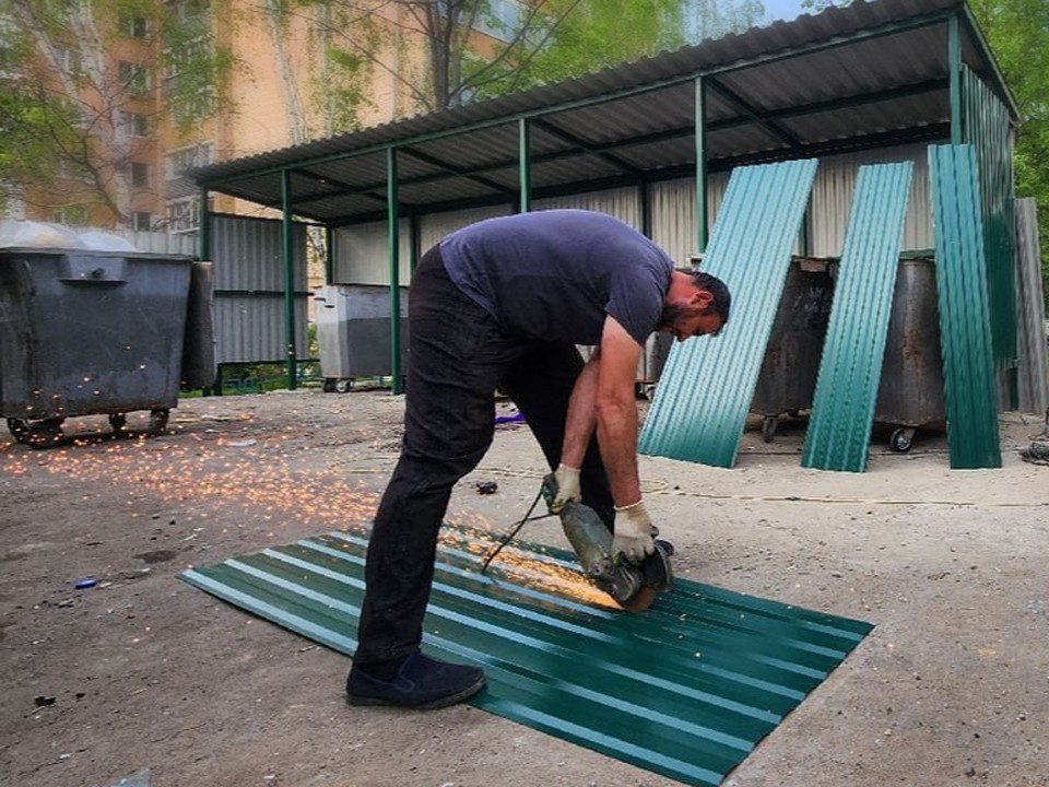 Площадку для сбора отходов модернизируют в Медвежьих Озерах