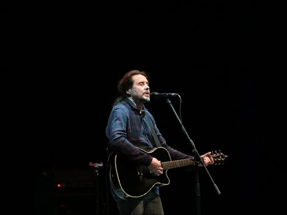 Концерт «Калинова моста» поддержал бойцов и их семьи