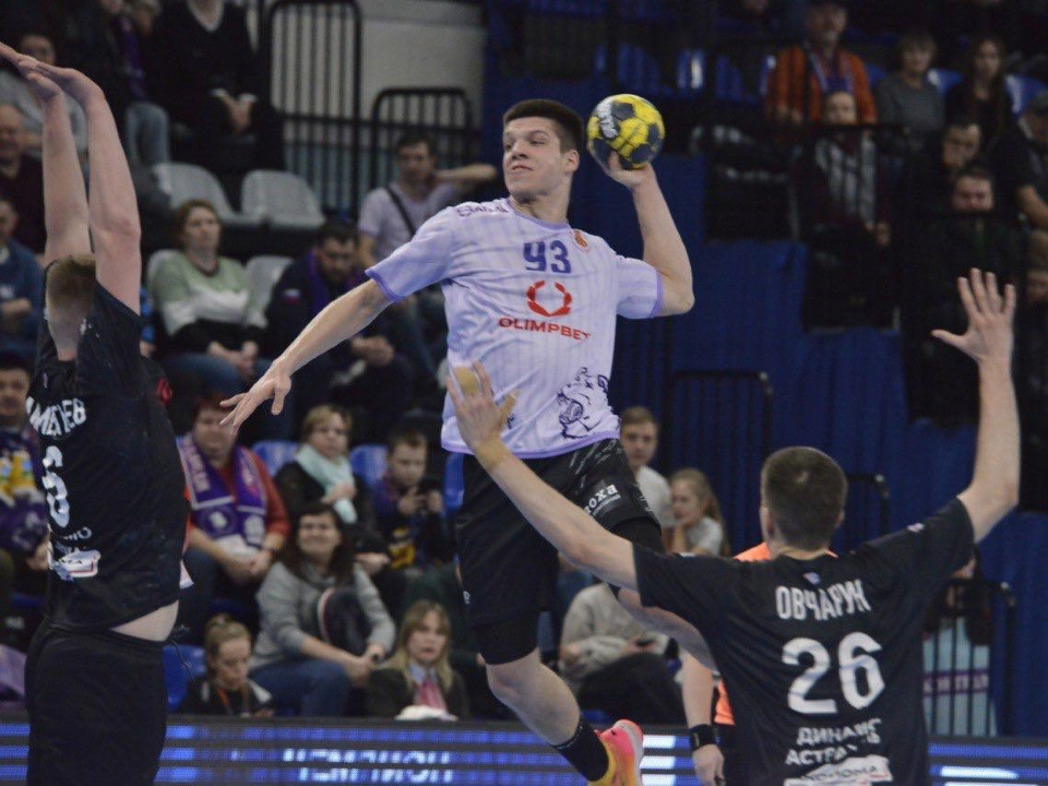 Четыре игрока «Чеховских медведей» вошли в сборную России