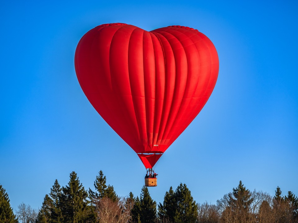 Какой сегодня день? Необычные праздники и странные приметы 29 октября 2025 года