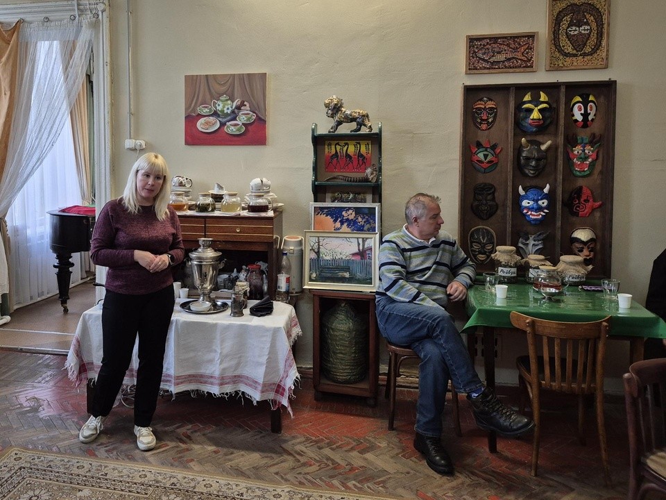 В старинном особняке Орехово-Зуева состоялась тематическая экскурсия «Экзо-Чайная»