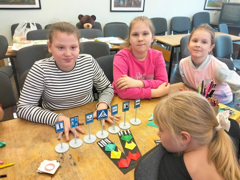 Детям рассказали о безопасности на дорогах