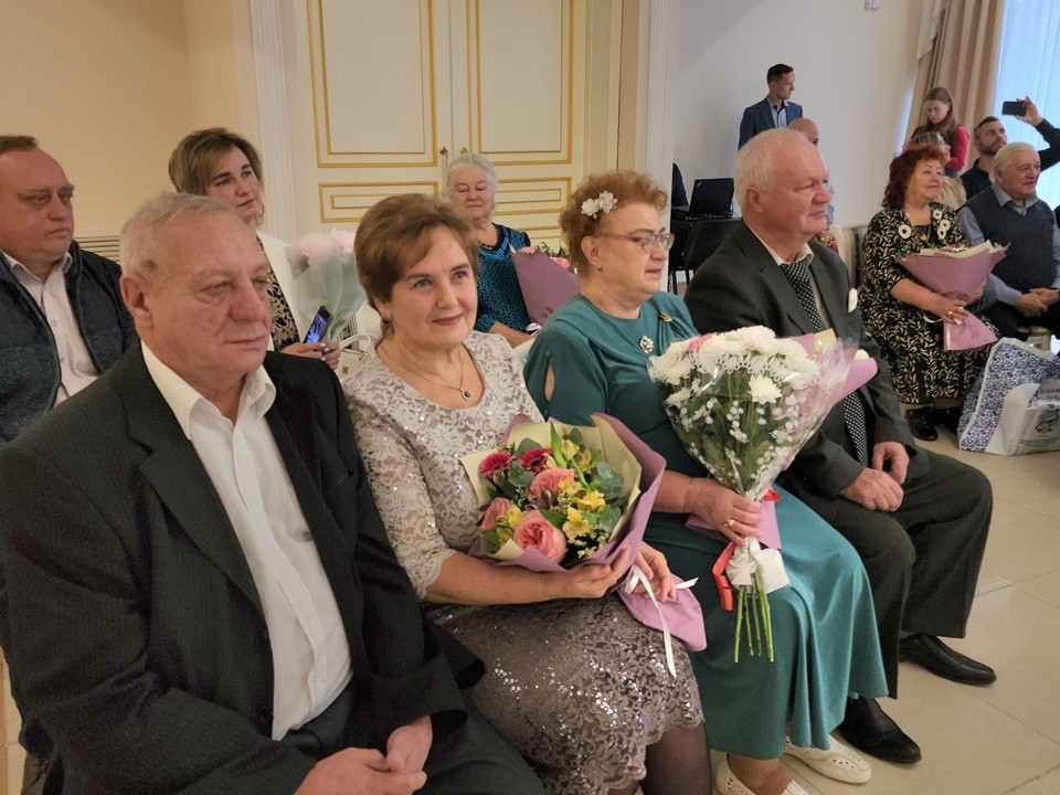 В Орехово-Зуеве поздравили юбиляров совместной жизни