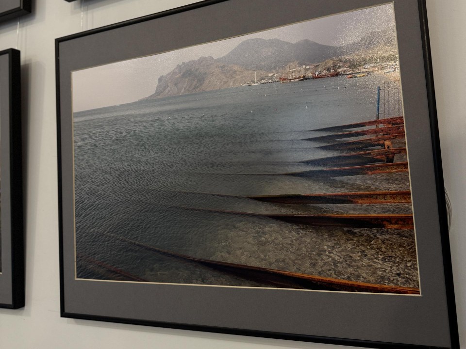 В Серпухове открылась фотовыставка о дыхании Крыма