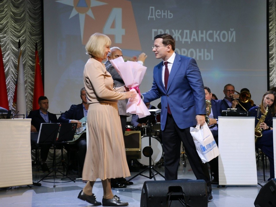 Депутат Мособлдумы Черемисов поздравил сотрудников гражданской обороны в Ногинске