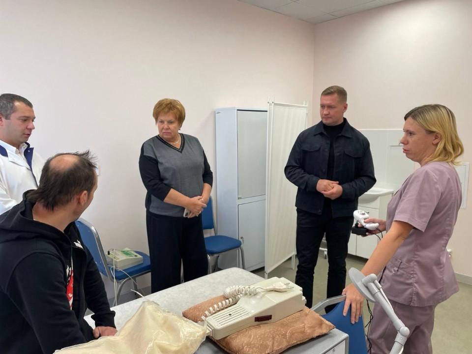 В Зеленоградском и Правдинском установили новое медоборудование для физиотерапии