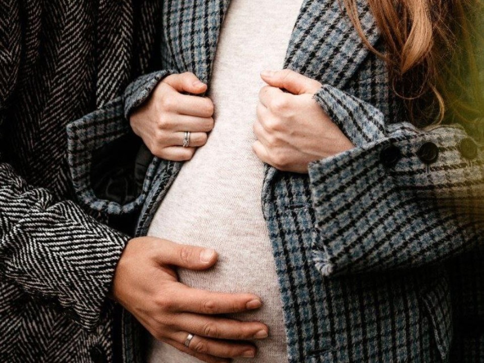 В Подмосковье упростили получение выплат на питание для мам