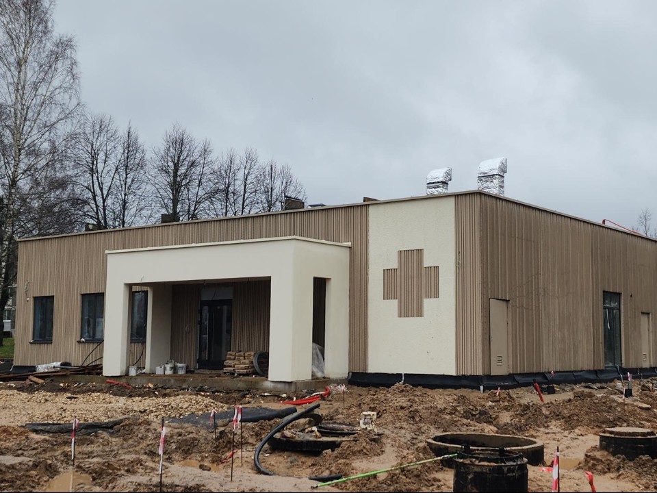 Крыша строящегося в Судникове ФАПа прошла проверку ливнем