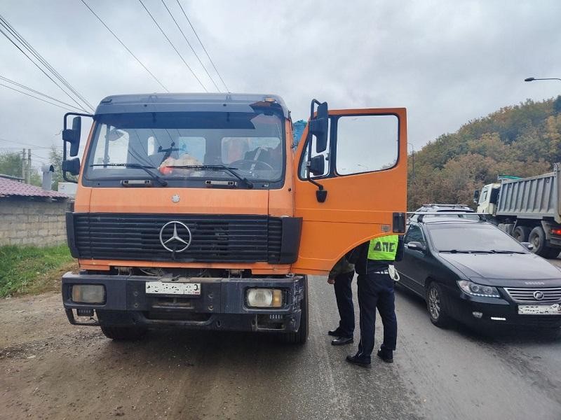 Двух автомобилистов оштрафовали в Балашихе за незаконную перевозку строительных отходов