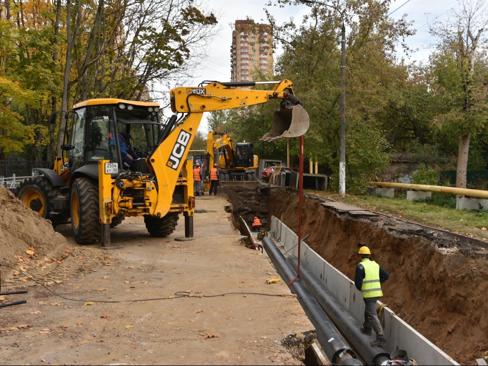 «Исключить риски аварий»: почему в Балашихе масштабно меняют канализационные сети