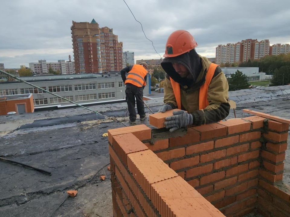 Кровельные работы в школе №7 завершат до холодов