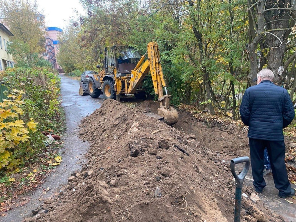 В Ивантеевке устранили аварию на теплотрассе, повлиявшую на теплоснабжение трех домов