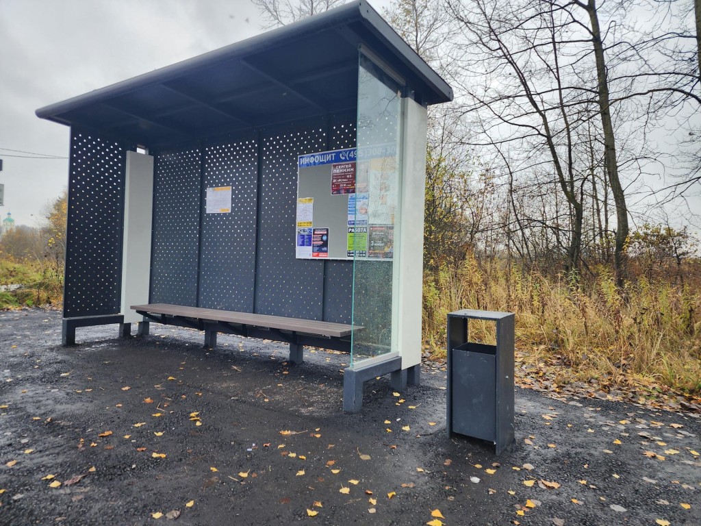 На Полевой улице во Фрязине установили новую остановку по просьбе жителей