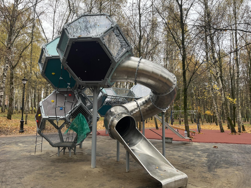 На Ивановских прудах скоро откроют новую детскую площадку