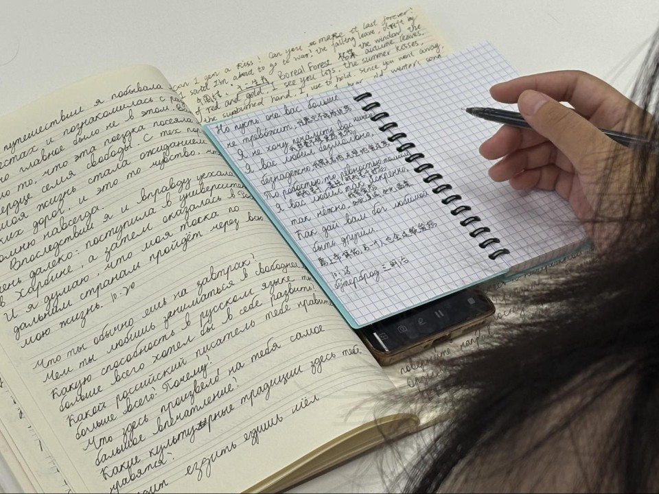 Китайские студенты рассказали, какой звук самый трудный в русском языке