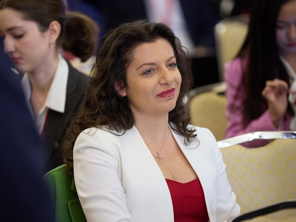Роман Бабаян заявил, что Симоньян могла заболеть из-за мужа