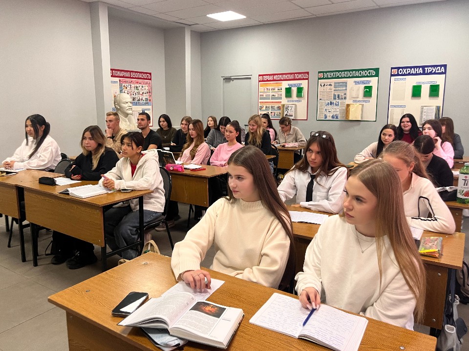 Учащиеся ШЭТ предложили провести молодежную лигу с техникумами соседних городов