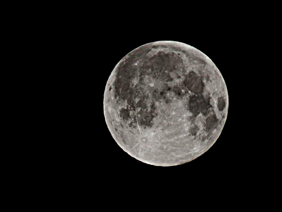 Редкая Голубая Луна осветит Шаховскую в самую мистическую ночь октября