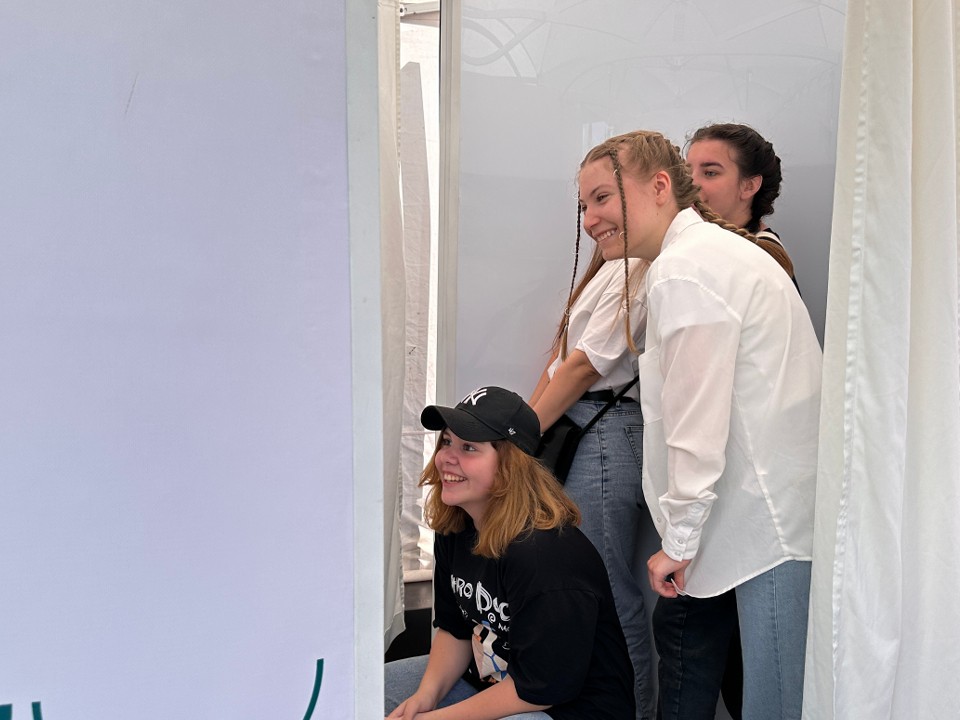 «Улыбнитесь, сейчас вылетит птичка!»: аппарат мгновенной фотопечати планируют установить в парке «Победа»