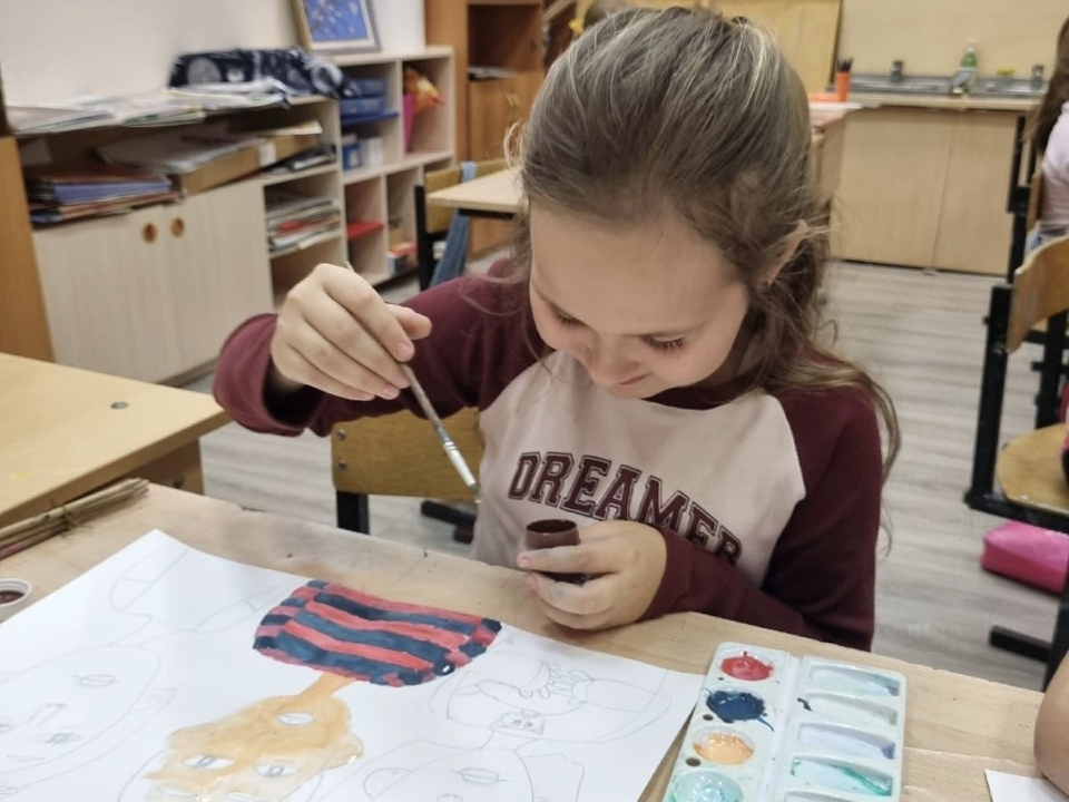 Конкурс детского рисунка запустили ко Дню народного единства в чеховском МФЦ