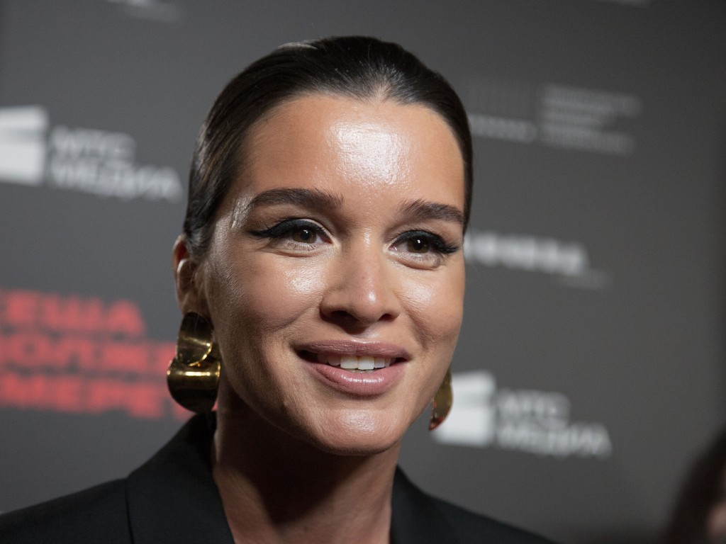 Бородина ответила на слухи о беременности после возвращения взломанного аккаунта