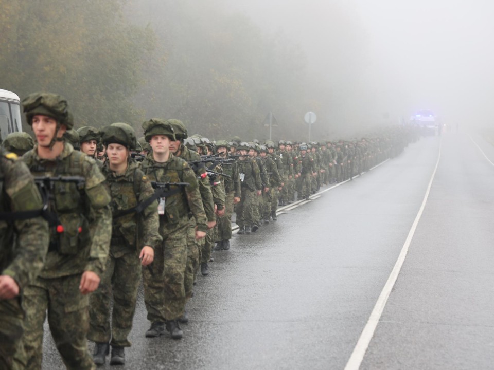 Патриотическая акция «Марш кремлевских курсантов» прошла в Волоколамске