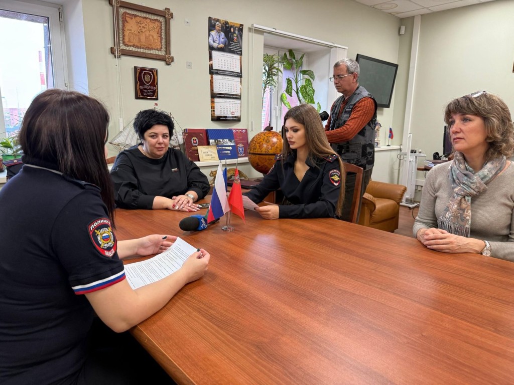 Девять раскрытых преступлений за месяц: работа полиции Ступина с кибермошенничеством