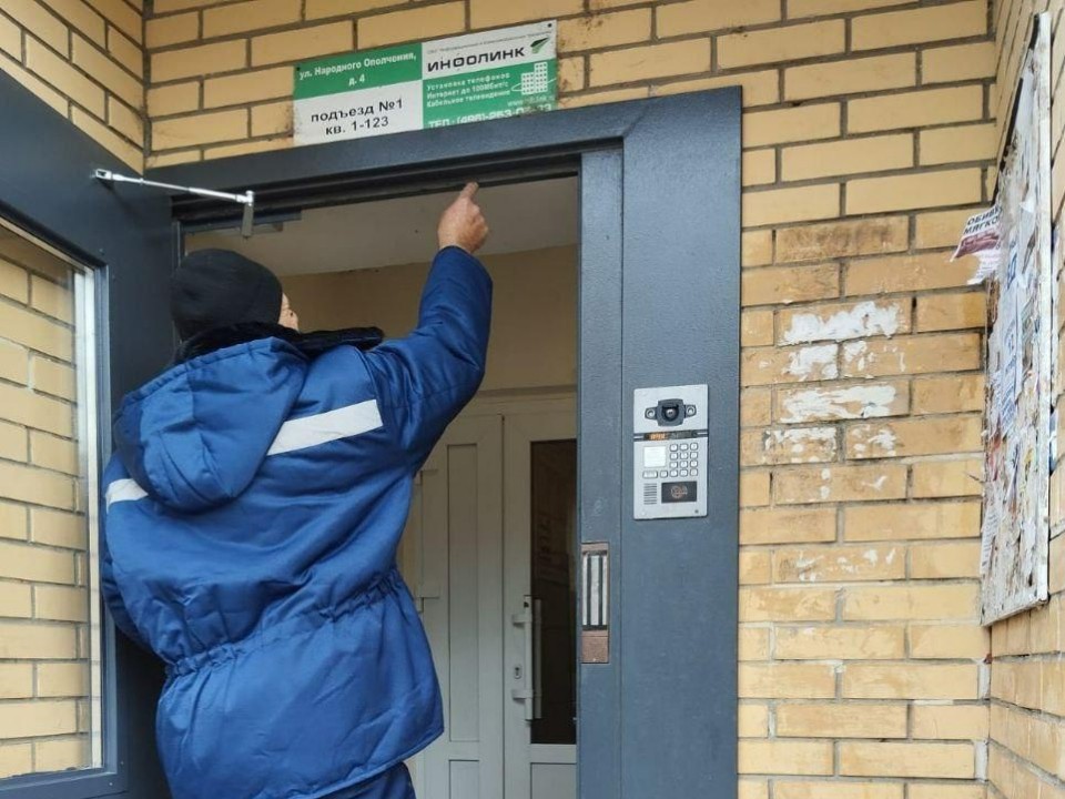 Защитили от протечек и установили пандусы: какие работы выполнили УК в ряде округов Подмосковья