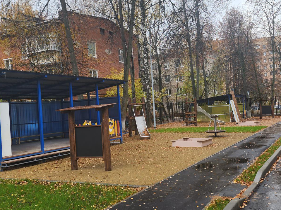 В детсаду «Родничок» установят спортивную площадку и умное освещение