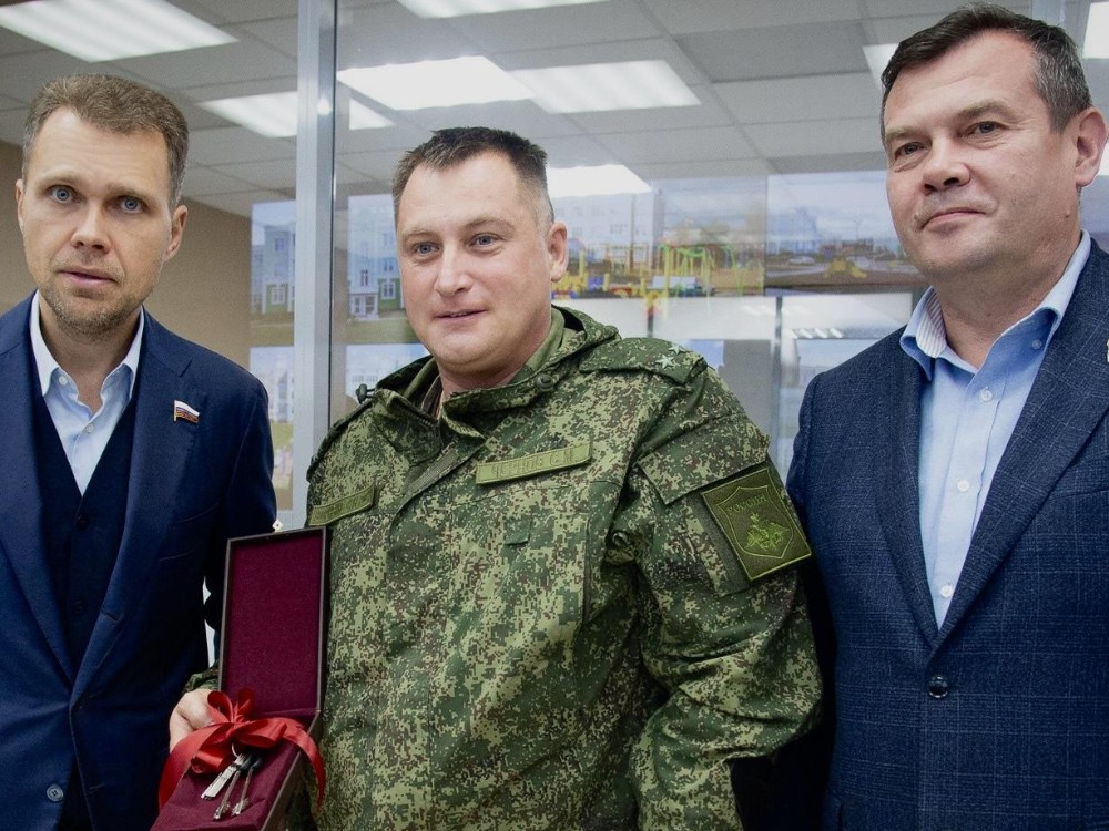 Участник СВО из Коломны получил квартиру по поручению губернатора Подмосковья