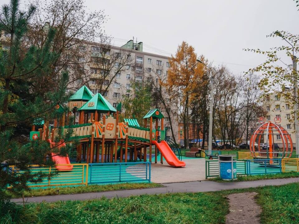 Когда на улице Дзержинского установят современную игровую площадку