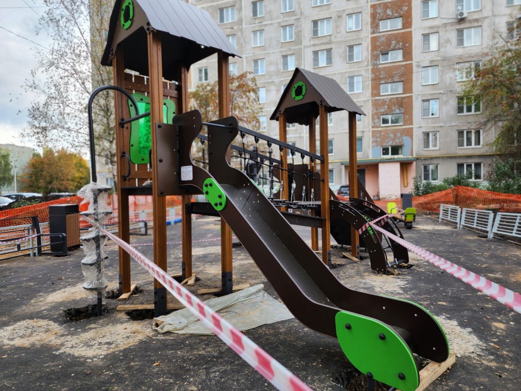 Детскую площадку в Тучкове откроют в конце октября