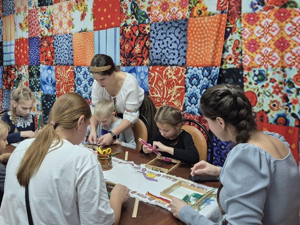 В музее Орехово-Зуева провели интерактивную экскурсию, посвященную искусству ткачества