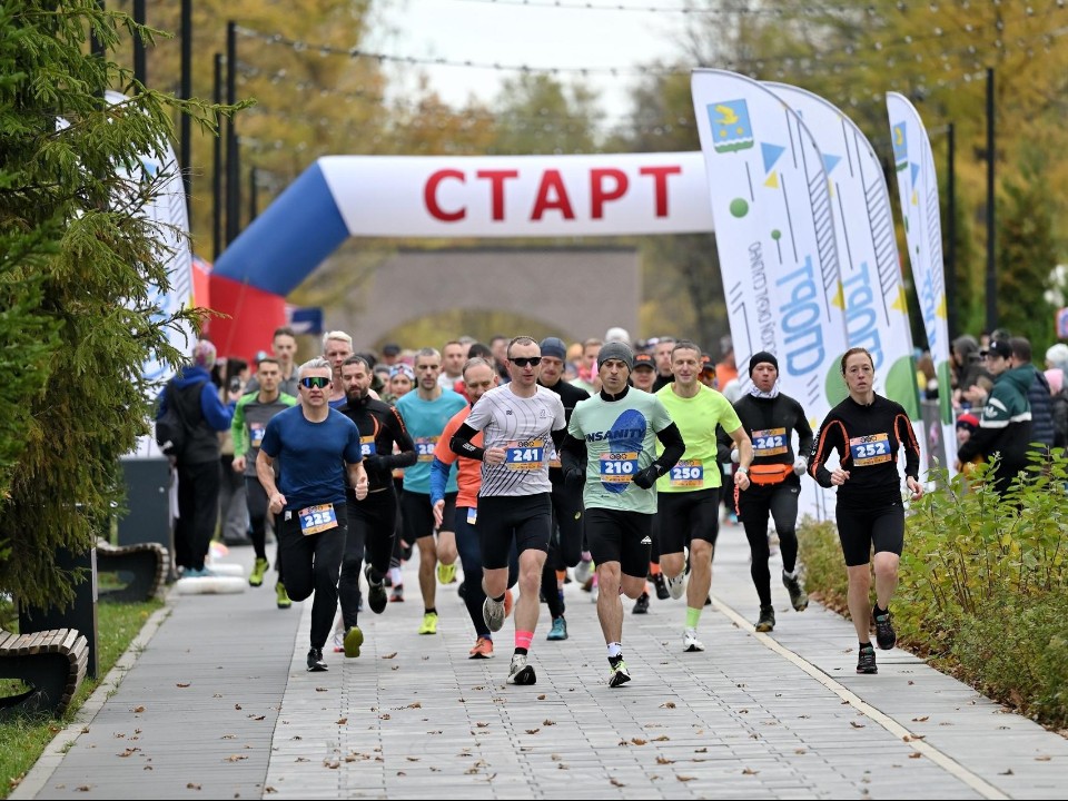 Кросс-полумарафон и семейные эстафеты пройдут в парках Подмосковья
