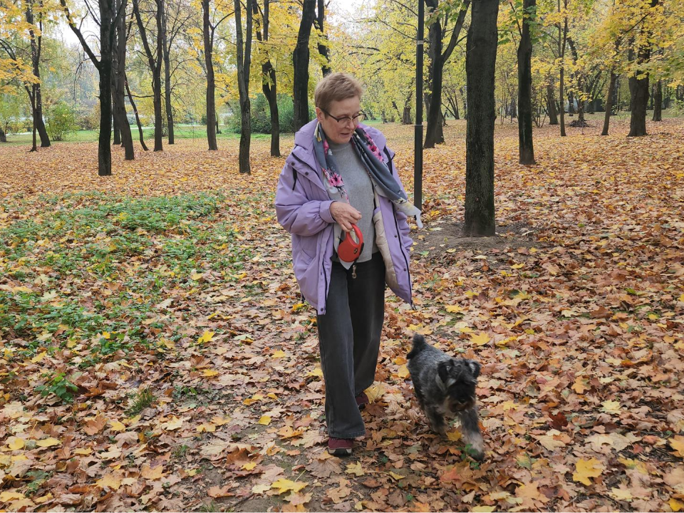 Приятное с полезным: работники ветслужбы проводят акции по чипированию питомцев в парках