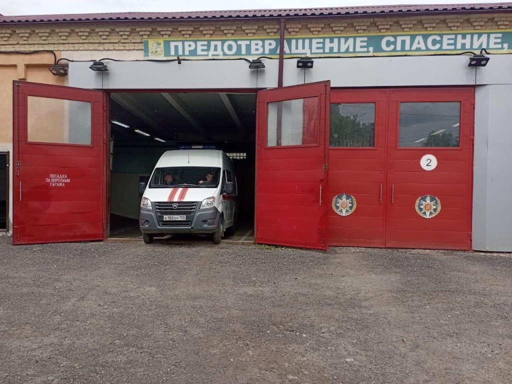 Спасатели освободили беспомощную пенсионерку из запертой квартиры в Егорьевске