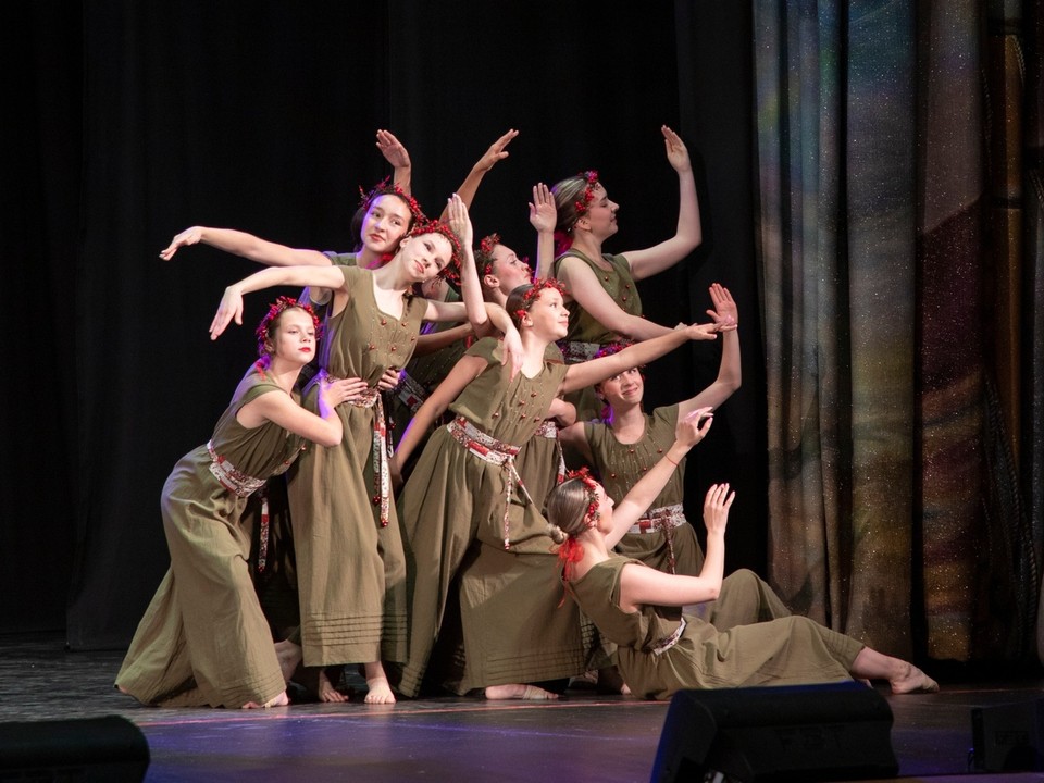 Ансамбль «Ровесник» из Озер стал лучшим в «Покровском хороводе»