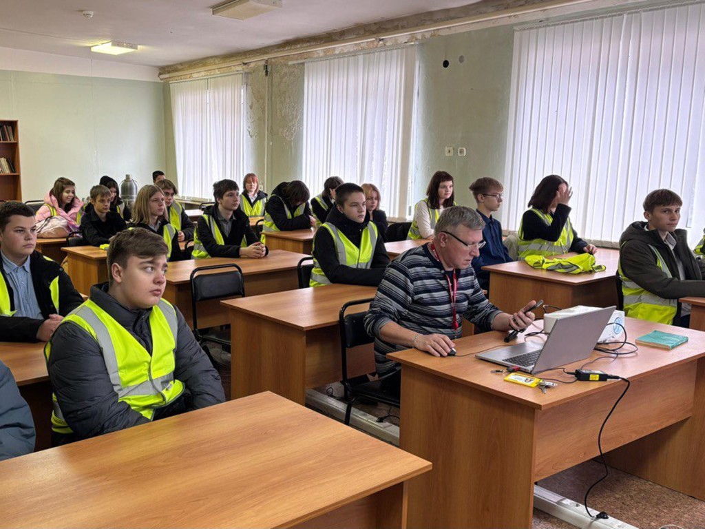 Профориентация действует: школьники Ступина посетили градообразующее предприятие АО «СМПП»