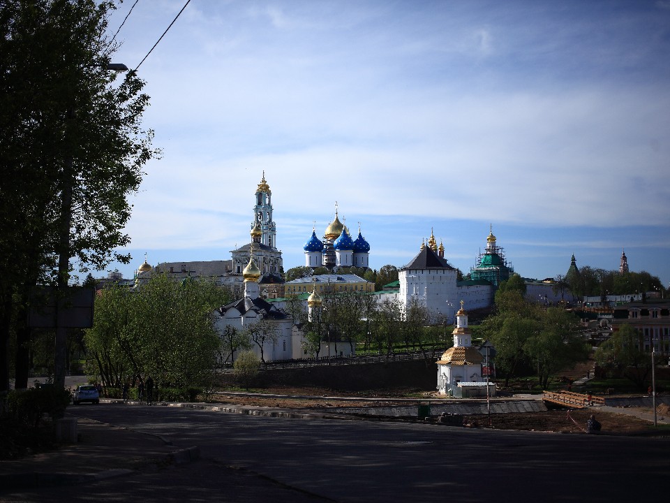 Автор проектов освещения Порховской крепости и Красной Поляны предложит решения для  Сергиева Посада