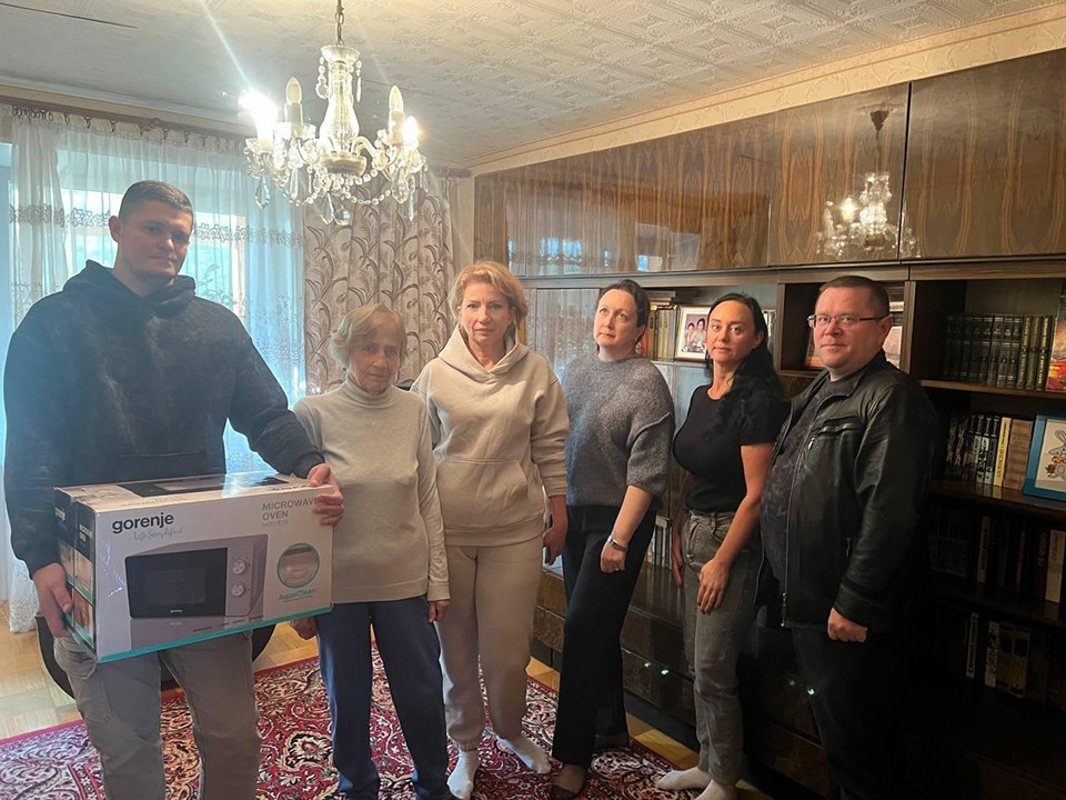 Жительницу блокадного Ленинграда поздравили в Ивантеевке в День пожилого человека