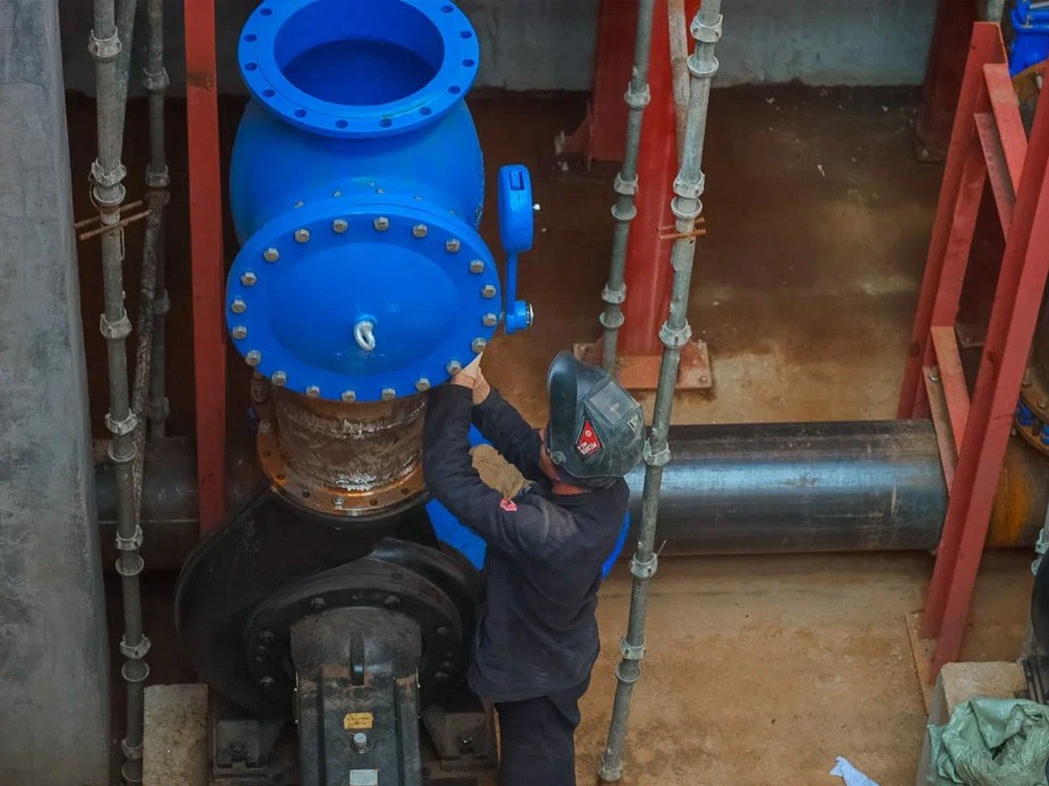 Воробьев предложил маркировать влажные салфетки для борьбы с засорами труб