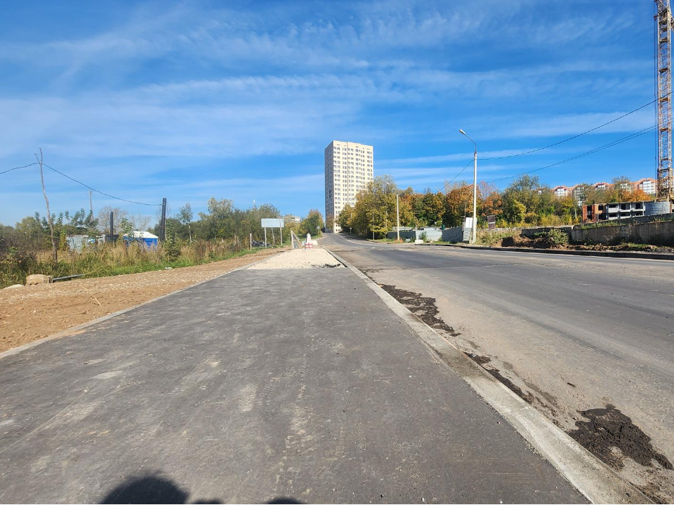 На Племхозском проезде построят двухметровые тротуары